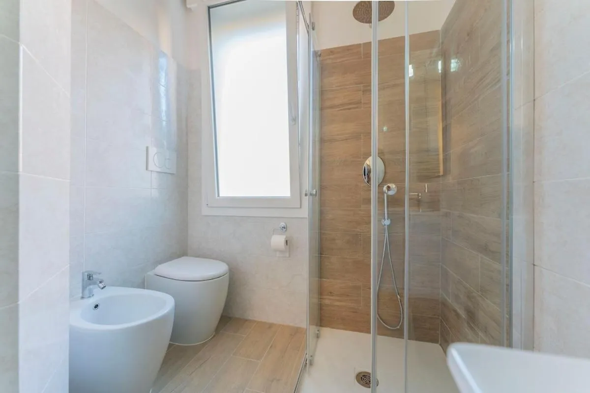 Apartment A Soli 10 Min Da Sant'Orsola - Interno 12 Design E Comfort Bologna Italy