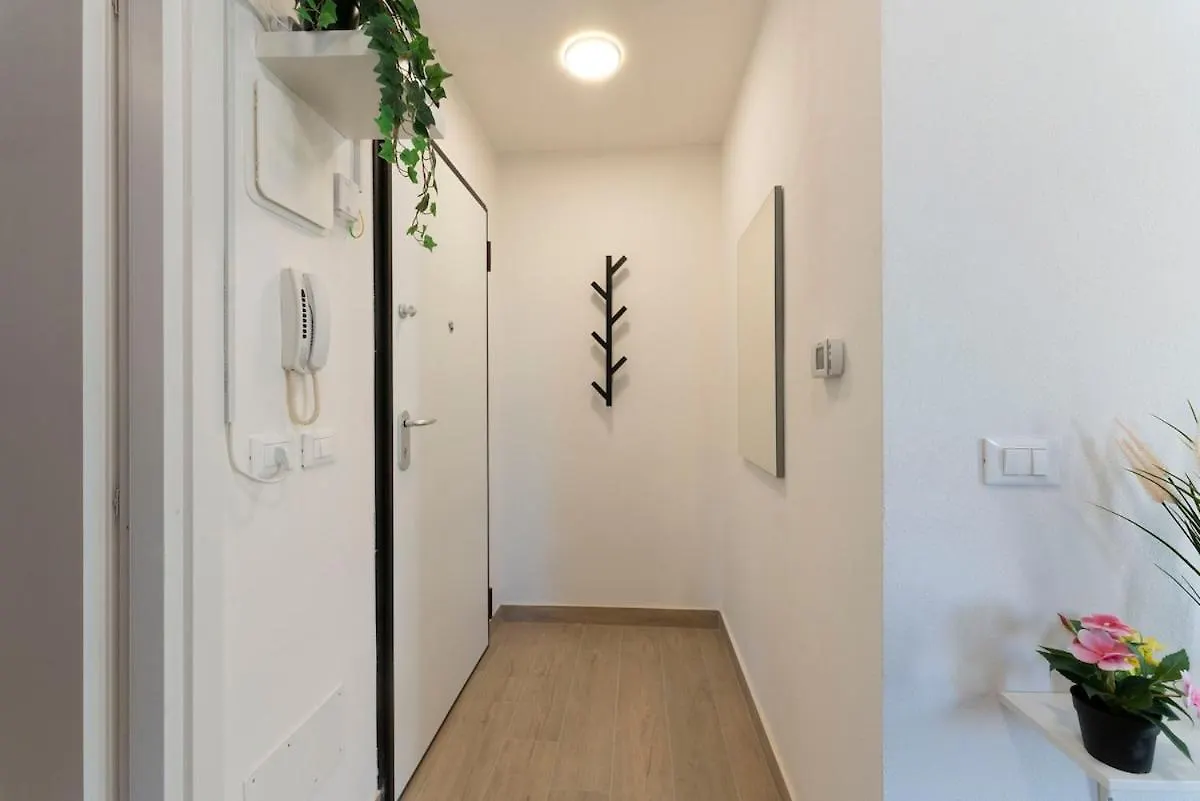 A Soli 10 Min Da Sant'Orsola - Interno 12 Design E Comfort Bologna