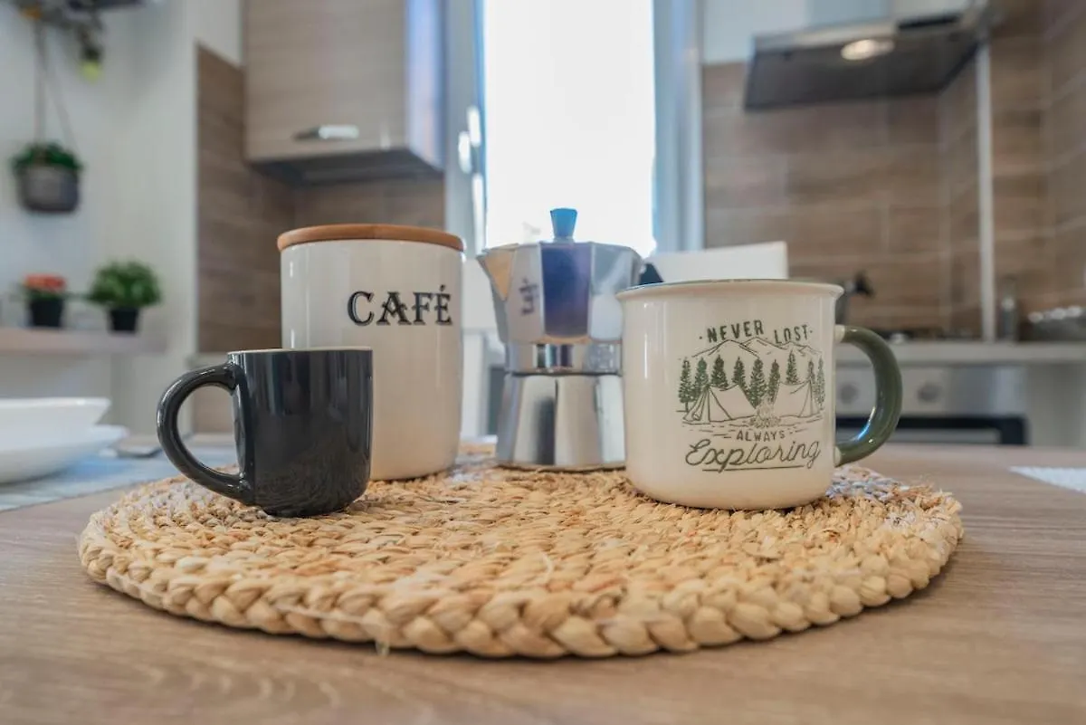 Apartment A Soli 10 Min Da Sant'Orsola - Interno 12 Design E Comfort Bologna Italy