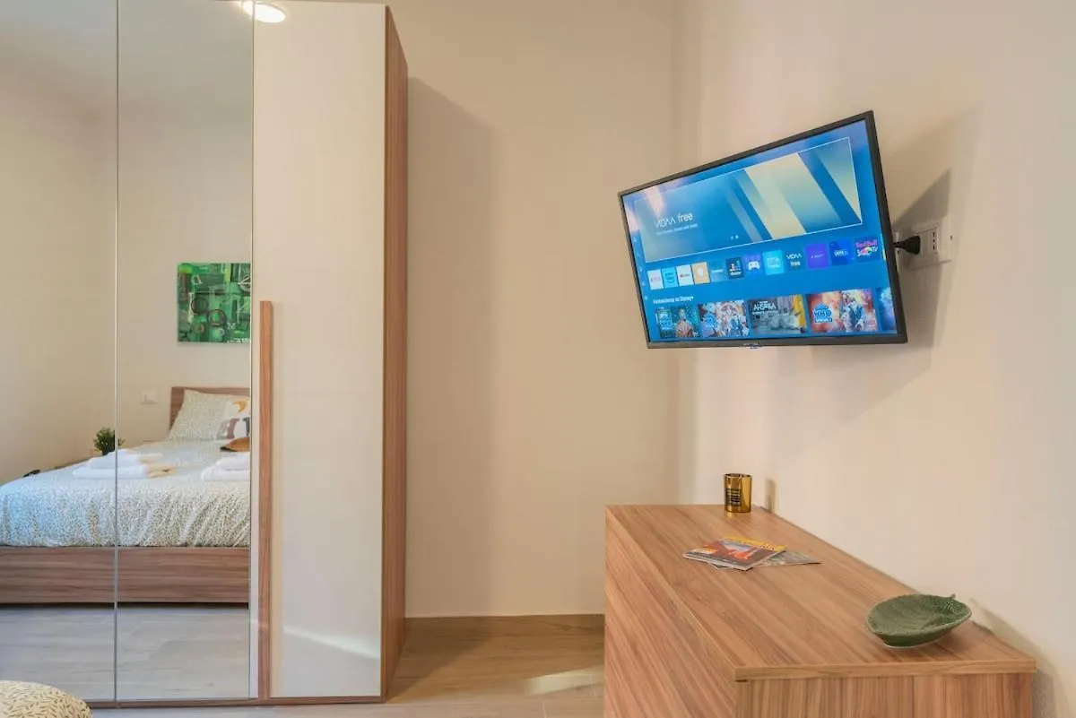 A Soli 10 Min Da Sant'Orsola - Interno 12 Design E Comfort Bologna