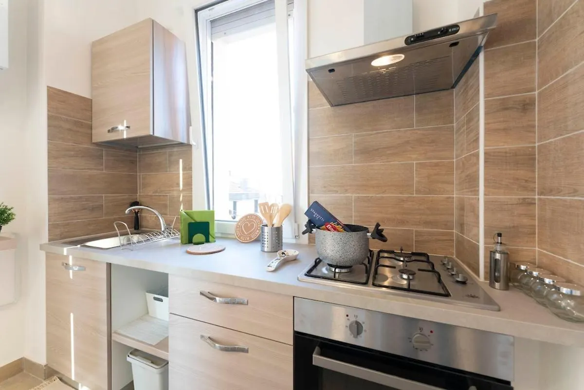 A Soli 10 Min Da Sant'Orsola - Interno 12 Design E Comfort Bologna Apartment