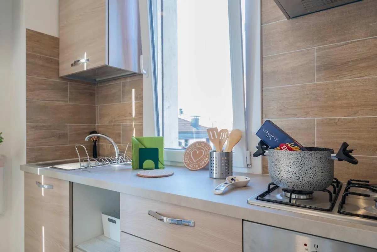 A Soli 10 Min Da Sant'Orsola - Interno 12 Design E Comfort Bologna
