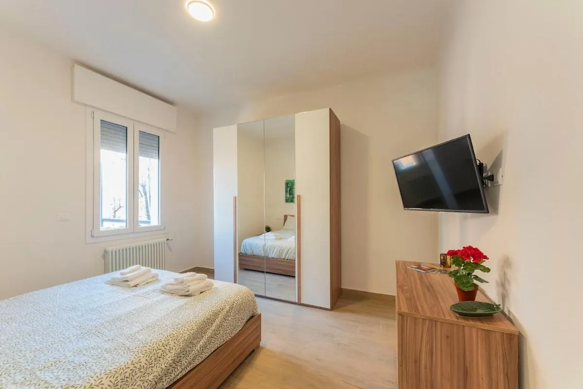 A Soli 10 Min Da Sant'Orsola - Interno 12 Design E Comfort Bologna Apartment