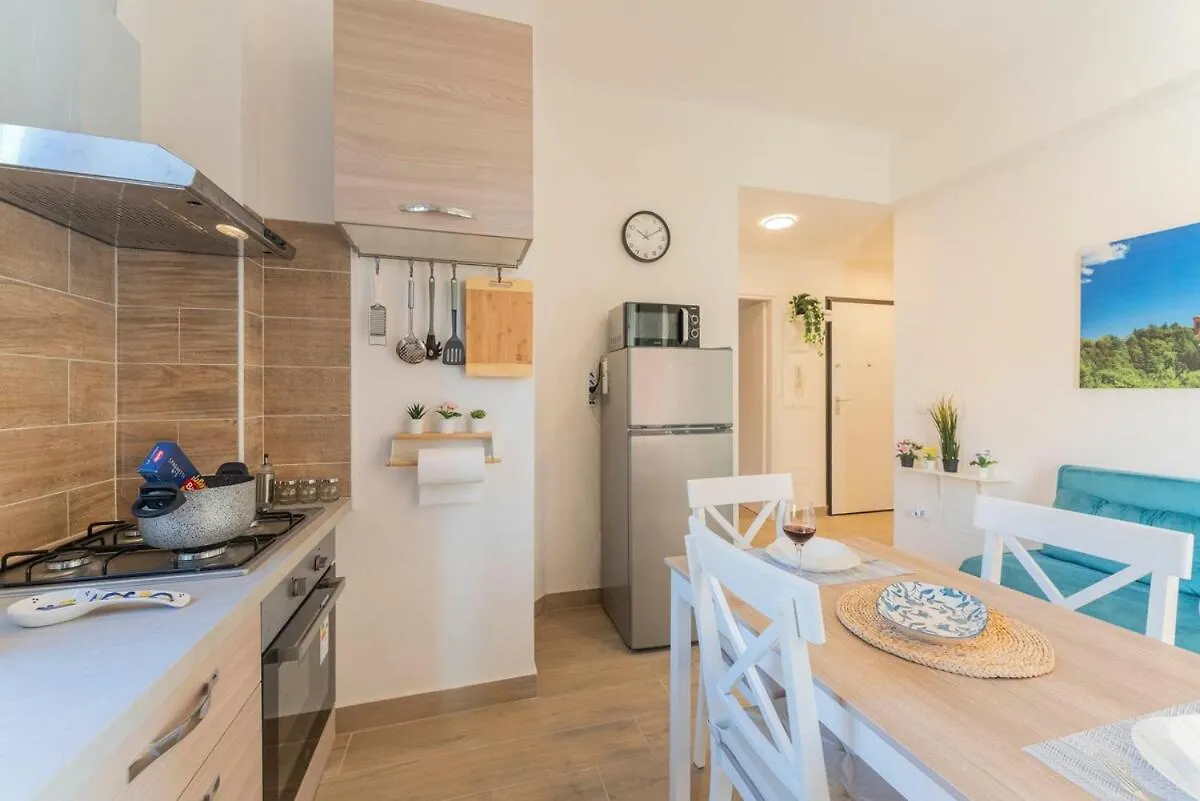 A Soli 10 Min Da Sant'Orsola - Interno 12 Design E Comfort Bolonia